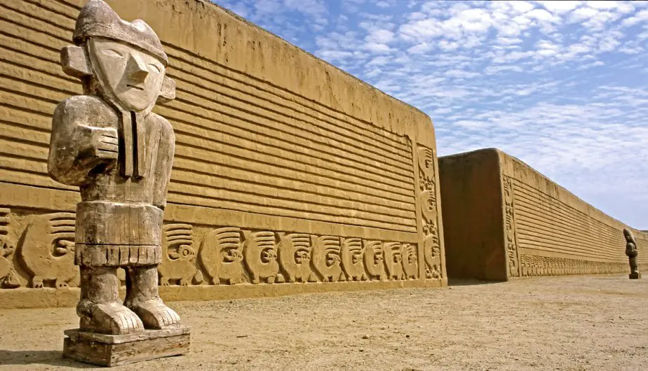 Zona Arqueológica de Chan Chan Patrimonio Cultural